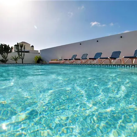 Casa Vacacional Con Piscina Climatizada El Cobre 22 Playa Blanca (Lanzarote)