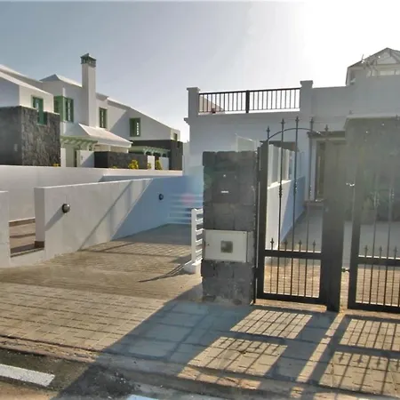Villa Casa Vacacional Con Piscina Climatizada El Cobre 22 Playa Blanca (Lanzarote)